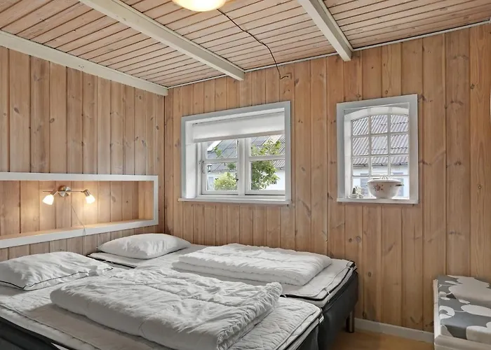 Дом отдыха Beautiful In With Kitchen *